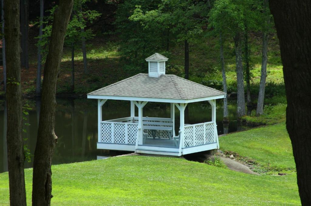 Twin Lakes - Hurleyヴィラ エクステリア 写真